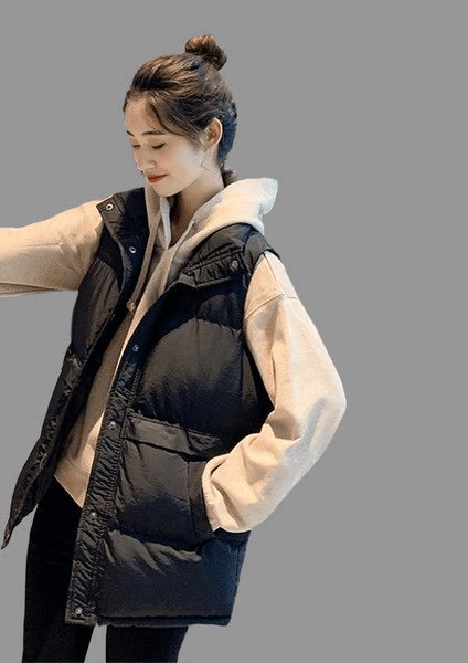 Vestă de damă model larg cu guler înalt și închidere cu fermoar și nasturi