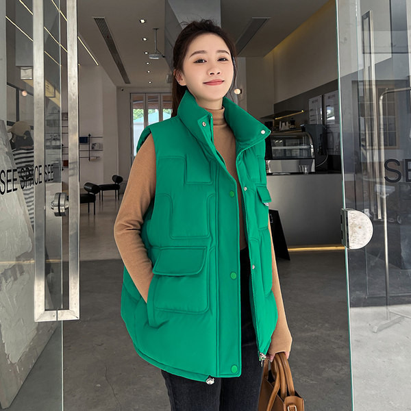 Ženski prsluk sa džepom u raznim bojama