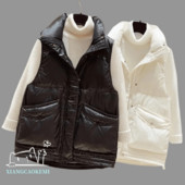 Įprasta moteriška liemenė su kvadratinėmis kišenėmis