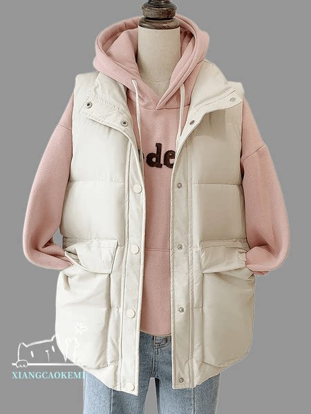 Moteriška laisvalaikio liemenė su apykakle