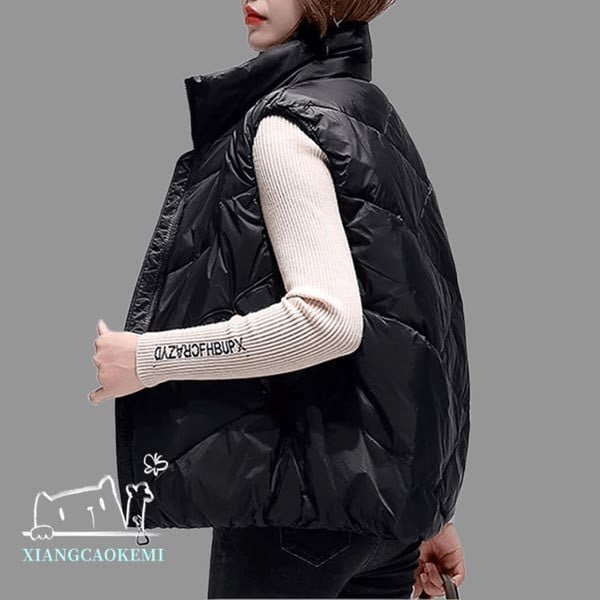 Moteriška liemenė aukšta apykakle – dviejų spalvų