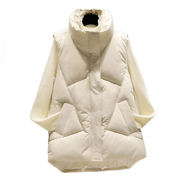 Vienspalvė moteriška liemenė aukšta apykakle, užsegama užtrauktuku ir sagomis