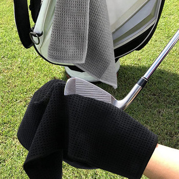 Мека абсорбираща кърпа за голф Премиум микрофибърен плат Вафлен модел с тежък карабинер Почиства бухалки Топки