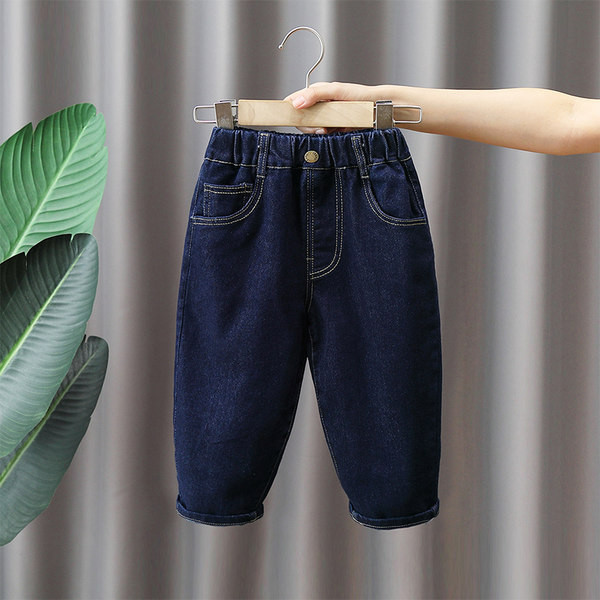 Dječje traperice za dječake s aplikacijom i gumicom