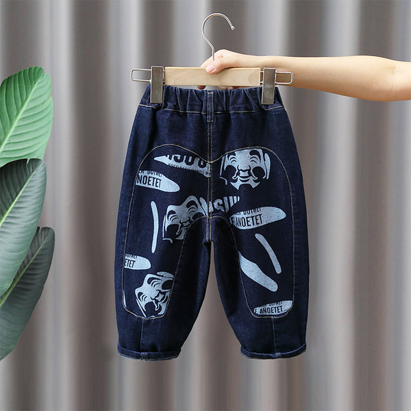 Dječje traperice za dječake s aplikacijom i gumicom