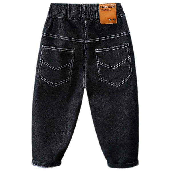 Ležerne dječje traperice s gumbom i džepom