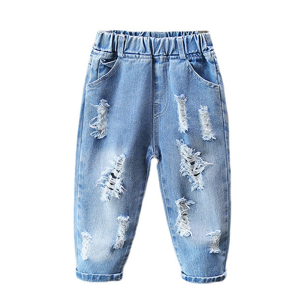 Šiuolaikiški džinsai su plėšytais motyvais ir kišene