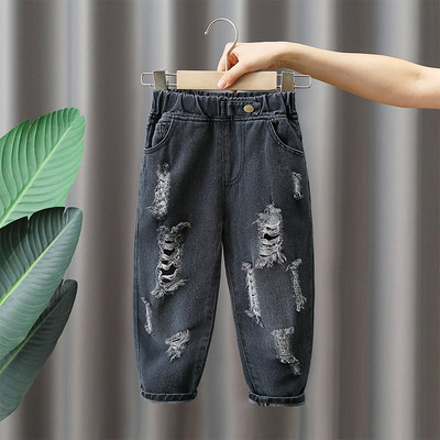 Vaikiški džinsai berniukams su kišene ir suplėšytu motyvu