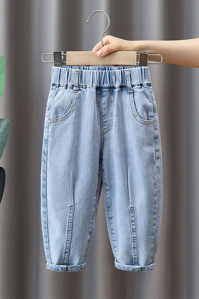 Vaikiški mėlyni džinsai su kišenėmis