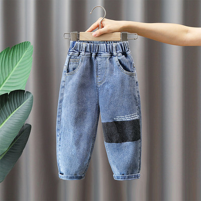 Blugi elastici pentru copii cu imprimeu si buzunar pentru baieti