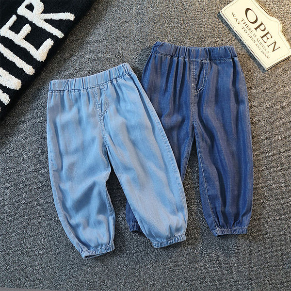 Švaraus modelio džinsai berniukams su tamprėmis ant kojų