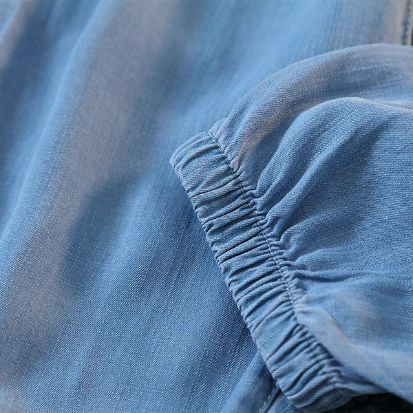 Švaraus modelio džinsai berniukams su tamprėmis ant kojų