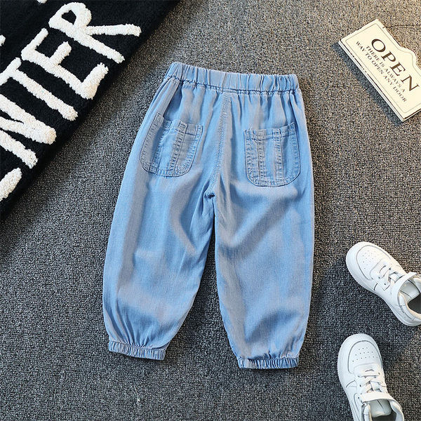 Švaraus modelio džinsai berniukams su tamprėmis ant kojų