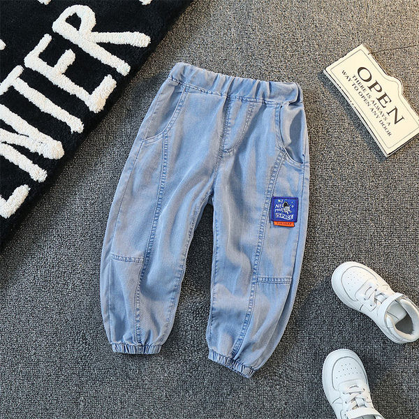 Zsebes, széles szárú gyerekfarmer fiúknak