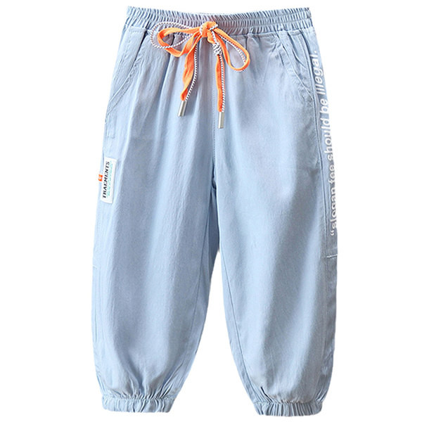 Dječje traperice s džepom i vezicama