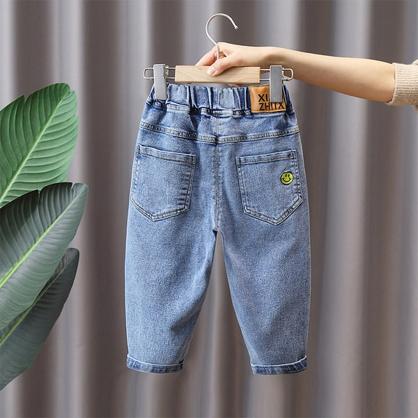 Paprasti džinsai berniukams su kišenėmis
