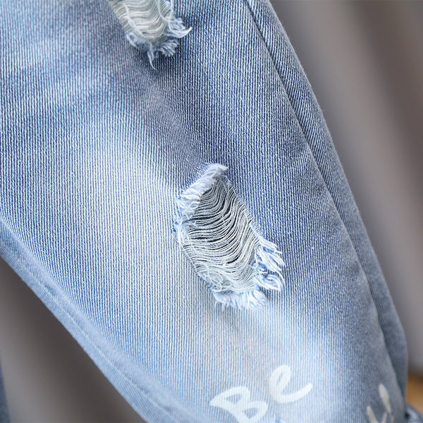 Dječje traperice za dječake s elastičnim i poderanim motivima