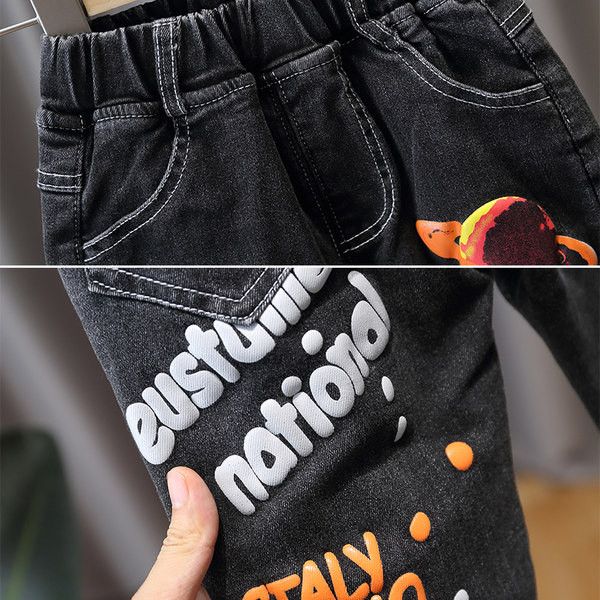 Dječje traperice s podstavom i 3D printom