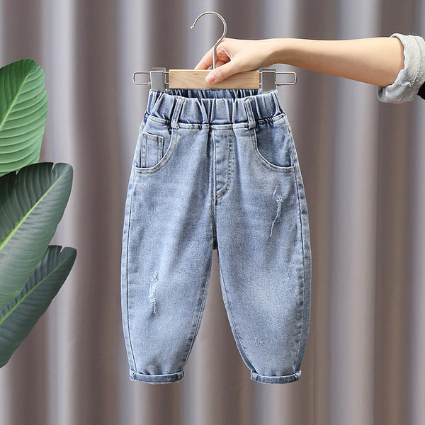 Zsebes és mintás gyerekfarmer