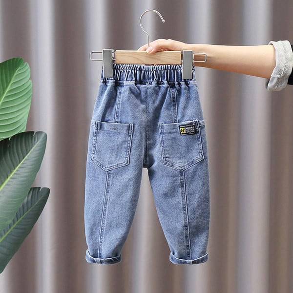 Vaikiški džinsai berniukams elastingu juosmeniu ir kišene