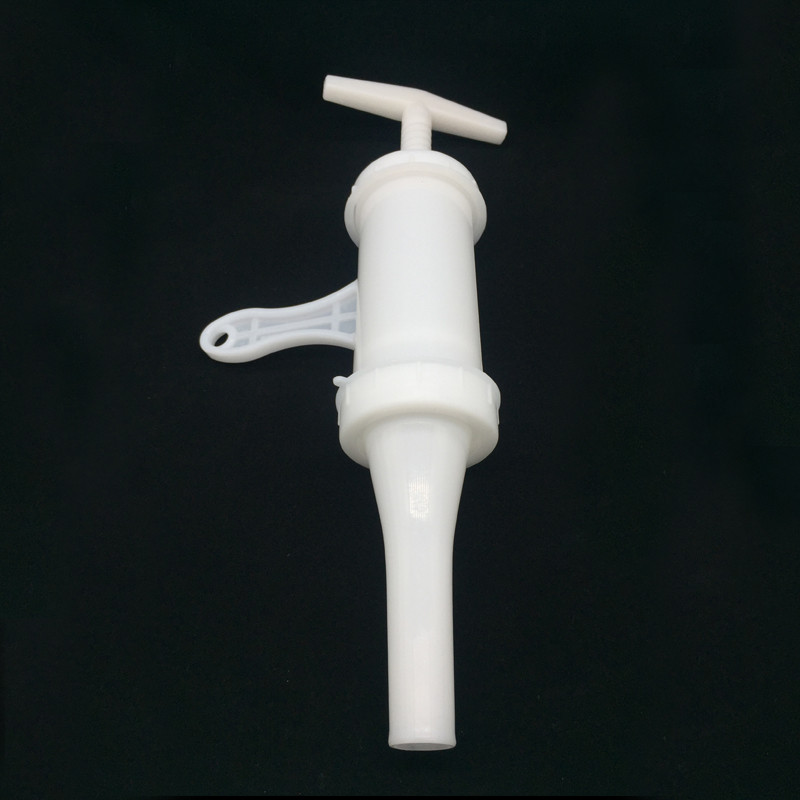 Livrare rapidă Mașină de umplere manuală pentru cârnați pentru umplutură de carne pentru cârnați Mașini pentru cârnați acţionate manual Duză pâlnie