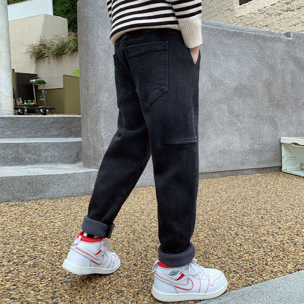 Rudens-žiemos džinsai berniukams su tamprėmis ir kišenėmis