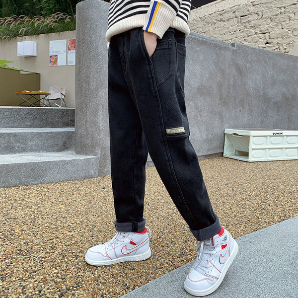 Rudens-žiemos džinsai berniukams su tamprėmis ir kišenėmis