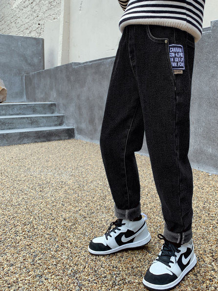 Vaikiški džinsai su pamušalu ir kišenėmis