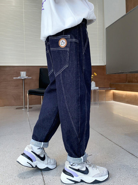 Vaikiški džinsai su kišene ir sagute