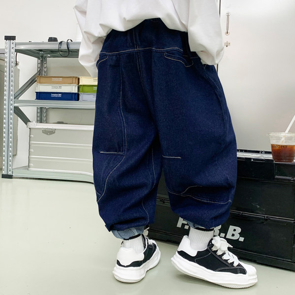 Dječje ležerne traperice s džepom