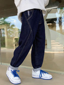 Vaikiški džinsai aukštu juosmeniu ir kišenėmis