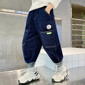 Dječje traperice s džepom i printom