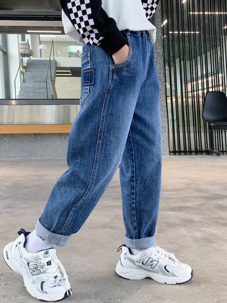 Ležerni dječji traperice clean model s džepom