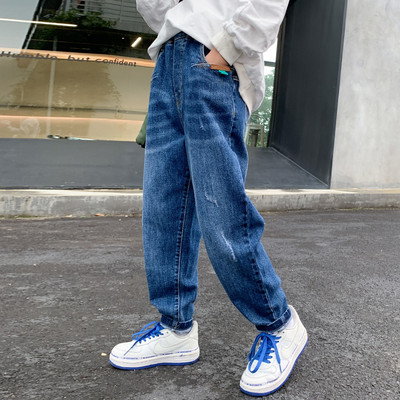 Dječje traperice s visokim strukom i džepom