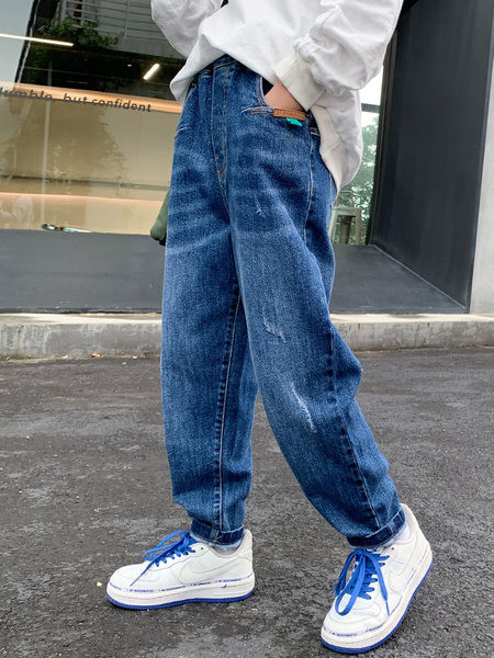 Dječje traperice s visokim strukom i džepom