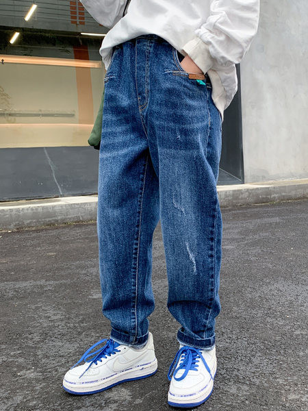 Dječje traperice s visokim strukom i džepom