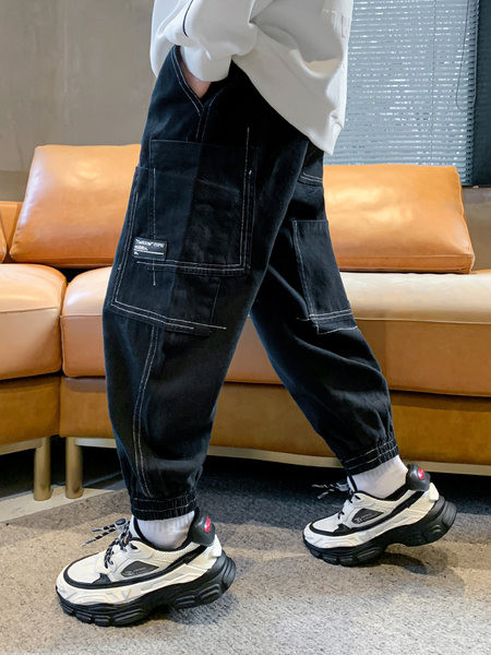 Dječje hlače s džepom u dvije boje