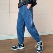 Zsebes és fűzős gyerekfarmer