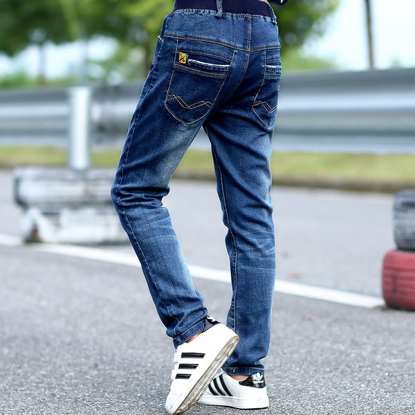 Tavaszi-őszi farmer fiúknak zsebbe illő modellel