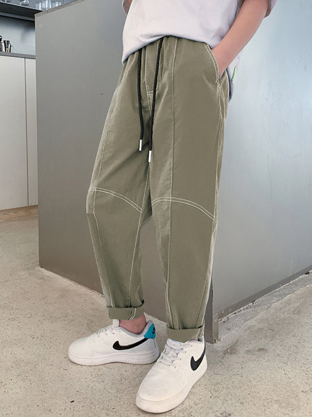 Vaikiškos kelnės su raišteliais ir kišene