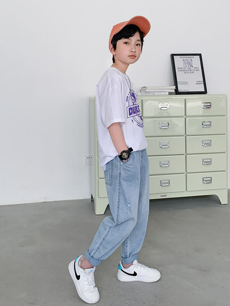 Magas derekú és zsebes gyerekfarmer