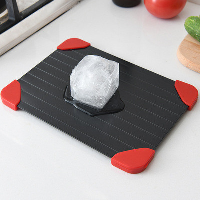 Tavă de dezghețare rapidă cu tavă de silicon anti-alunecare Tavă Dezghețați alimente congelate Carne Fructe Gadget rapid de bucătărie Instrument Placă de dezghețare