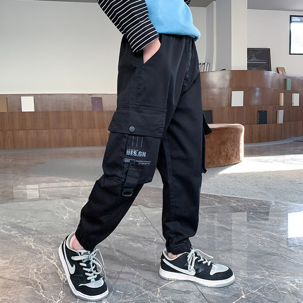 Hímzett feliratú alkalmi nadrág fiúknak