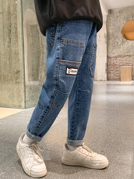 Elasztikus gyerek farmernadrág zsebbel