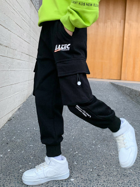 Vaikiškos sportinės kelnės su kišene