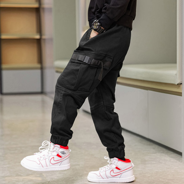 Pantaloni moderni cu captuseala calda si buzunar, doua modele