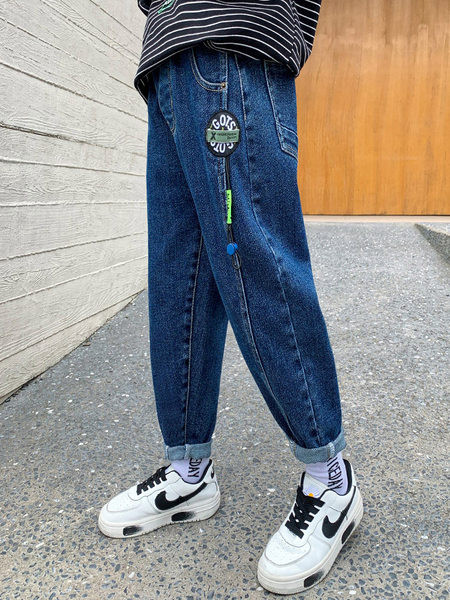 Gyermekfarmer mintával és zsebbel