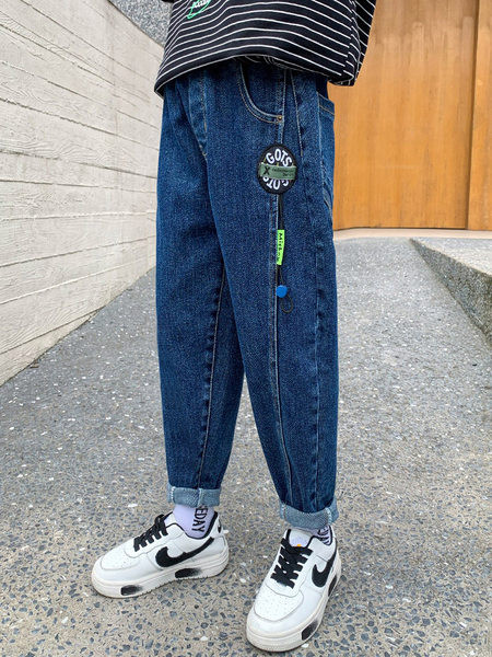 Gyermekfarmer mintával és zsebbel