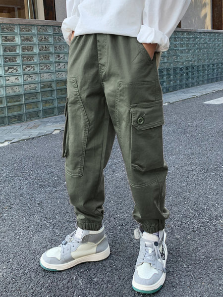 Pantaloni elastici pentru baieti cu buzunar si captuseala