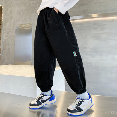 Alkalmi gyereknadrág zsebbel fiúknak